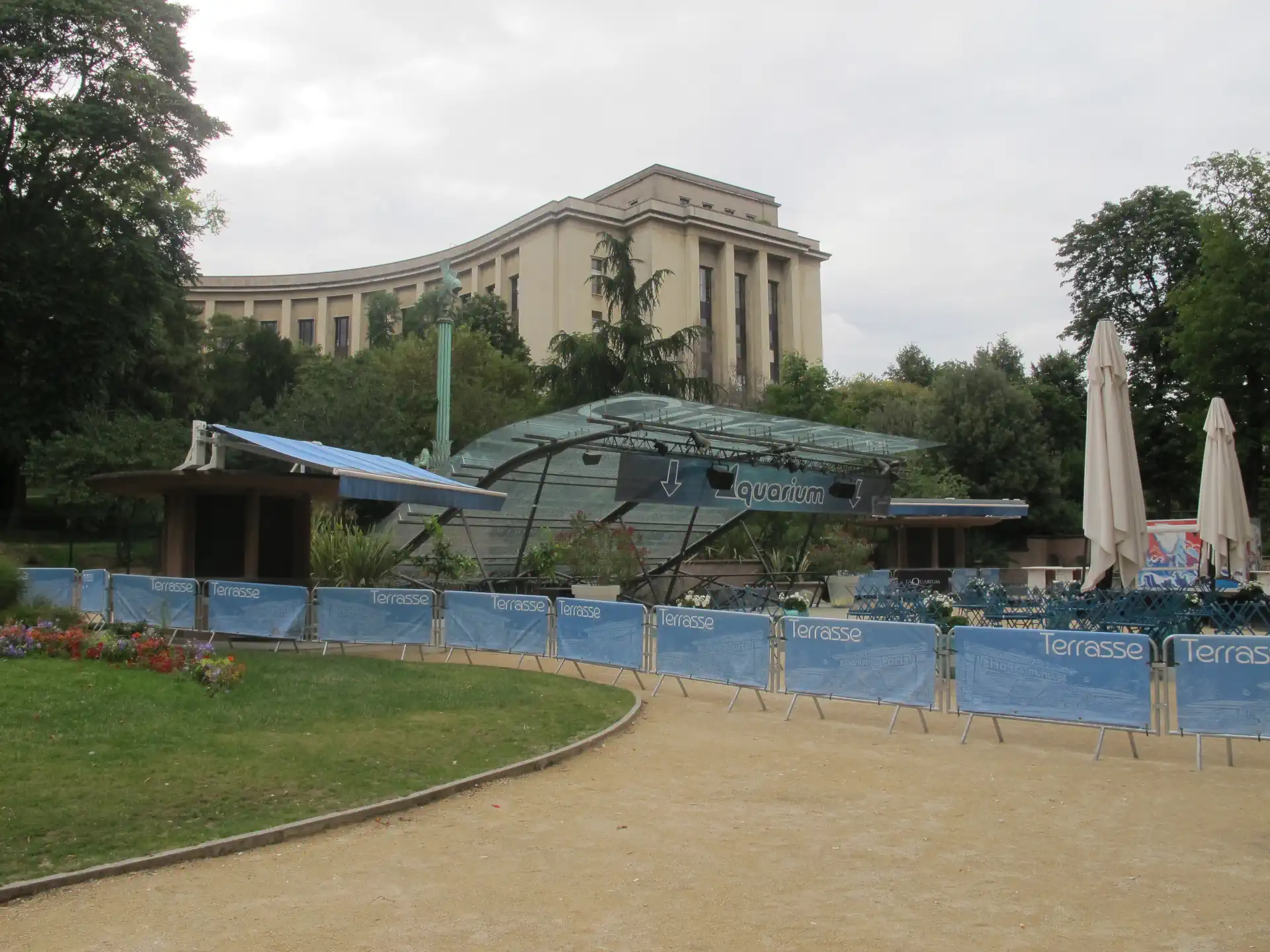 aquarium de paris extérieur